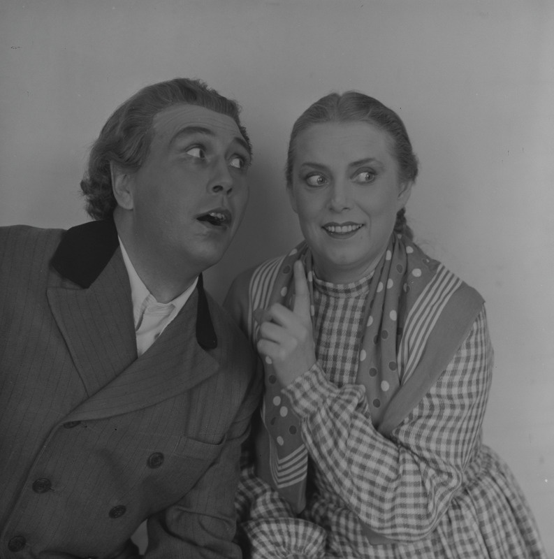 Rummu jüri, Teater Estonia, 1953, osades: Rummu Jüri – Ants Aasmaa, Tilde – Sophie Sooäär