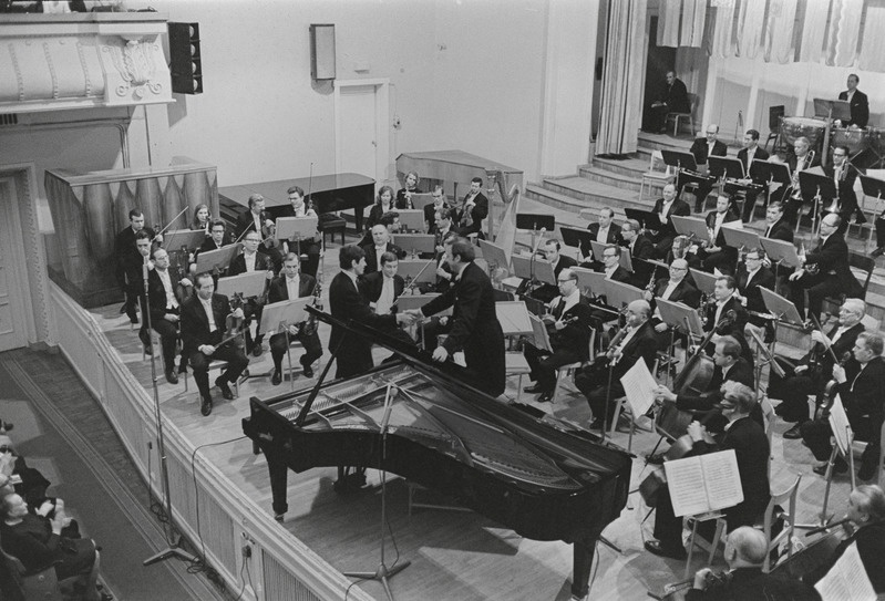 III Üleliiduline pianistide konkurss, Estonia kontserdisaal, 1969, pildil: Lev Petrov - lõppvoor