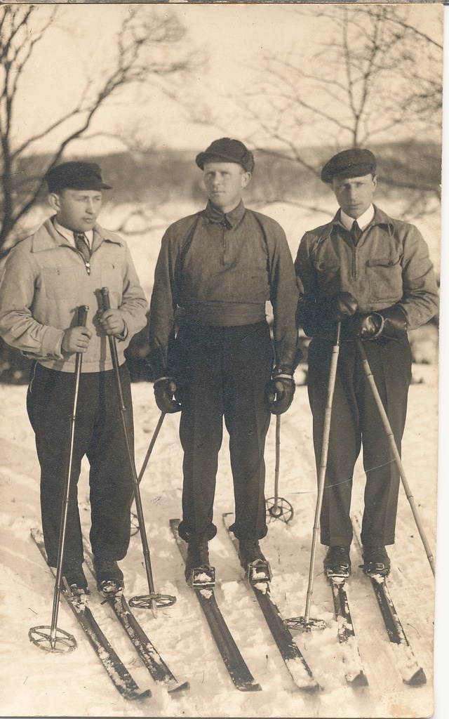 Grupp Viljandi suusatajaid