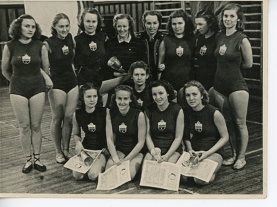 Tallinna meistrivõistlused iluvõimlemises 1951  duplicate photo