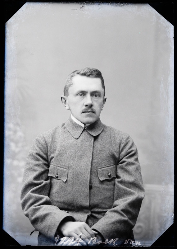 negatiiv Ernst Wilhelm Konstantin von Bock, Päri mõisnik