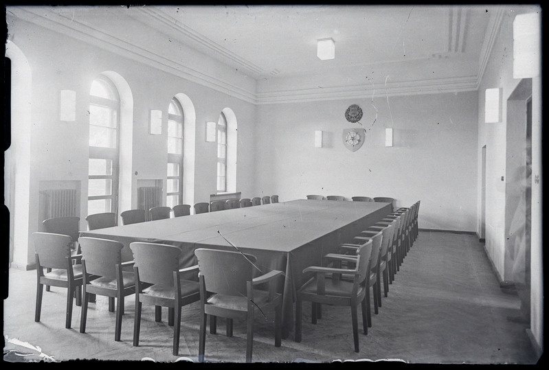 negatiiv  Viljandi raekoda, saal, foto J. Riet, neg nr-ta, u 1935