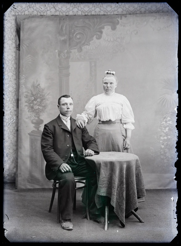 negatiiv Johanson, mees, naine, foto J. Riet, neg 8537, juuli 1908