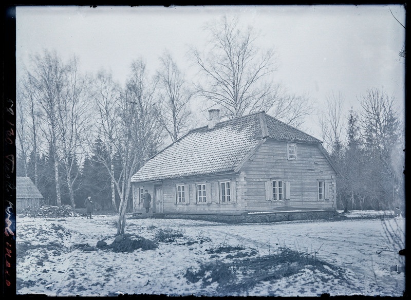 negatiiv Tusti koolimaja, Viljandi khk, foto J. Riet, neg 52130, 1928