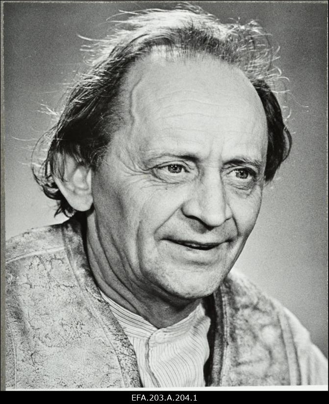 Minna isa - Tallinna Draamateatri näitleja Jüri Järvet.