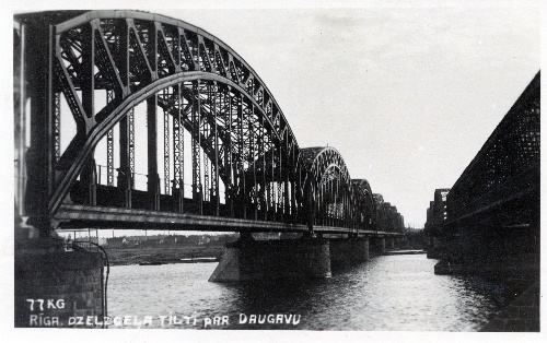 Riga, bridge across the River Daugava.