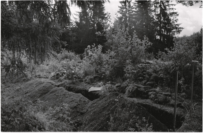 negatiiv, Viljandimaa, Risti kiriku arheoloogilised kaevamised, kagukaevand, 1974. juuli