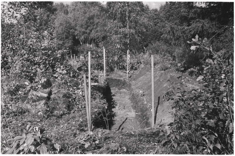 negatiiv, Viljandimaa, Risti kiriku varemete kaevamine, põhjakaevand, 1974