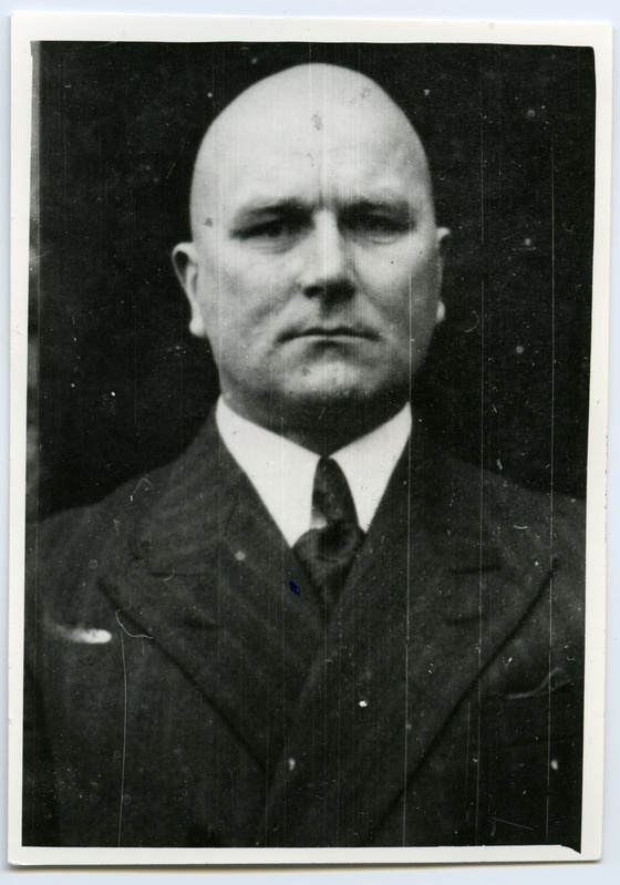 Eesti Riikliku Merelaevanduse Ehituskontori raamatupidaja Evald Valdre portree