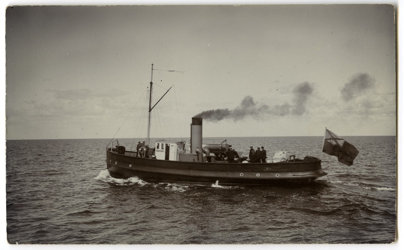 Vedurlaev "Buksir" merel