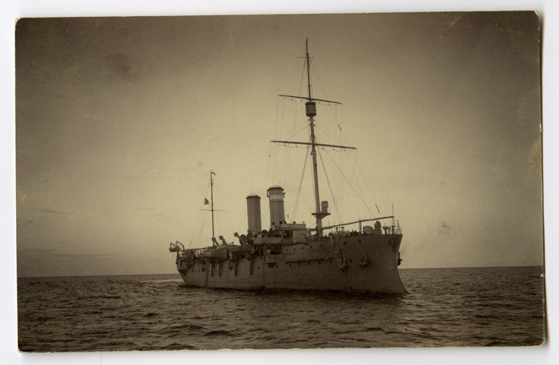 Sõjalaev "Amur" merel