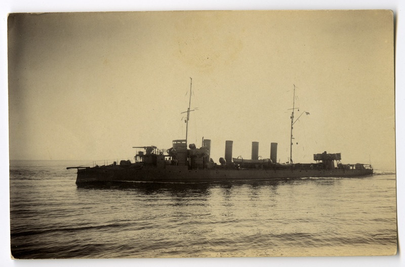 Aurulaev "Delnõi" merel