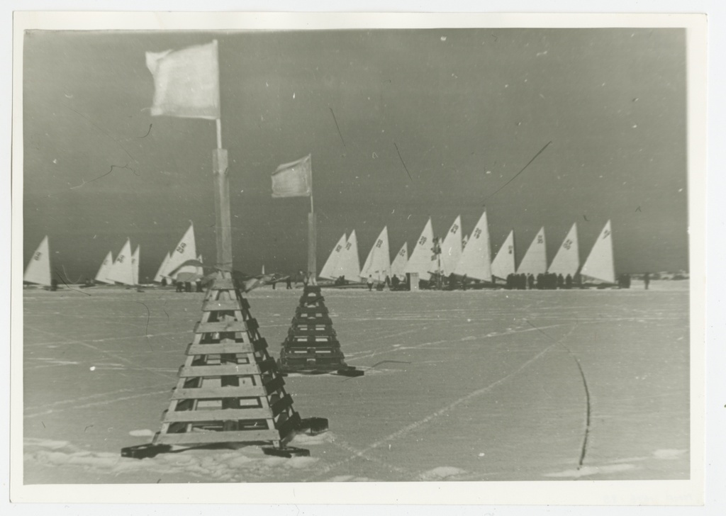 Vabariiklike jääpurjetamise esivõistluste stardi- ja finišipaik.
1958