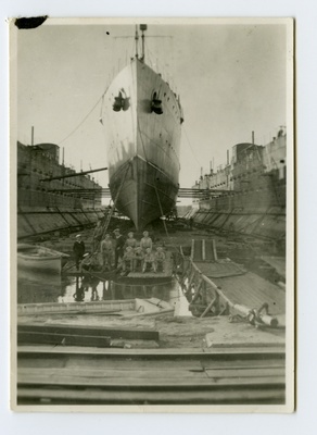 Miiniristleja "Lennuk" dokis 1933.a. kevadel.  similar photo