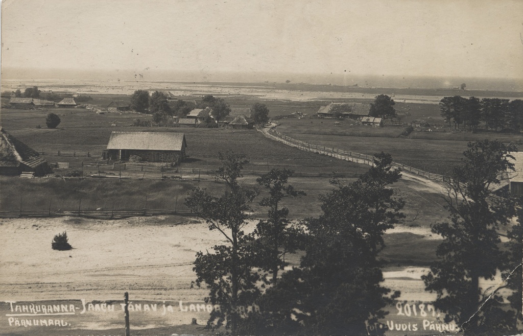 Tahkuranna in Pärnu County : Jaagu Street and Lamb Island