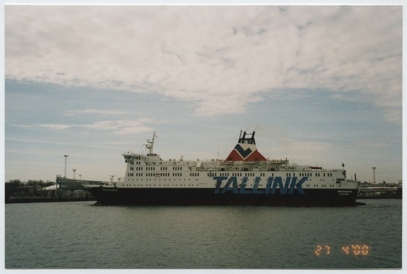 Laevafirma Tallink parvlaev "Meloodia" Tallinna sadamas