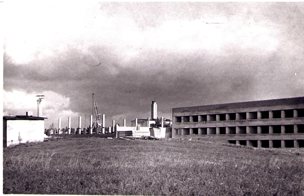Iisaku KK internaadihoone ehitus 1977.a.