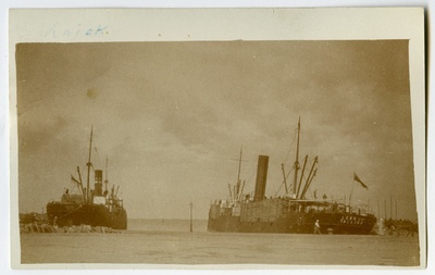 Ilmselt Quseeri sadam ajal, mil seal viibisid Eesti aurulaevad "Kajak" ja "Lennuk"  duplicate photo
