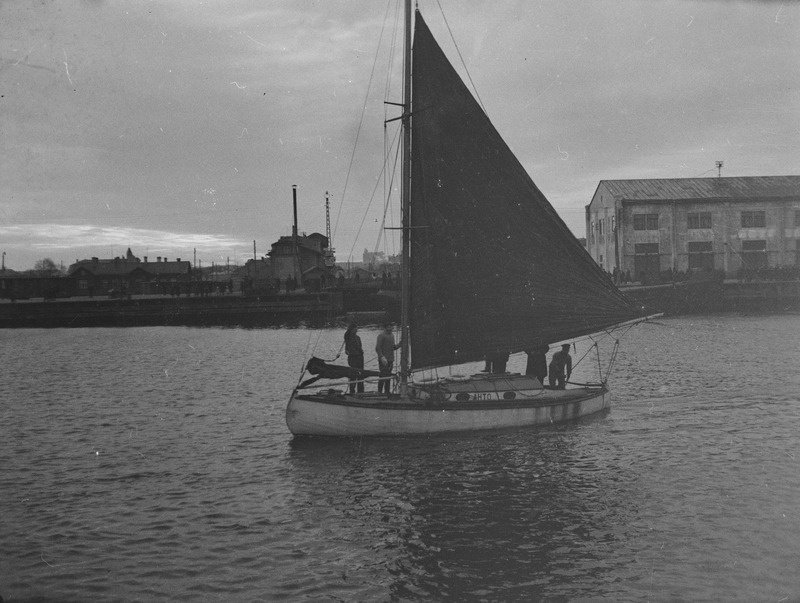 Ahto Valteri jaht "Ahto" Tallinna sadamas