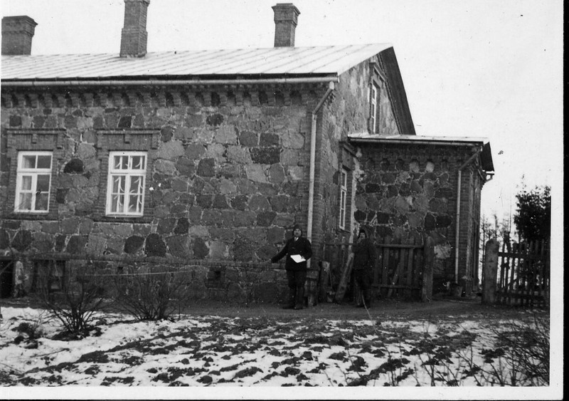 Mäksa vallamaja ümberehituse kava ja fotod. Arh. Ott Puuraid