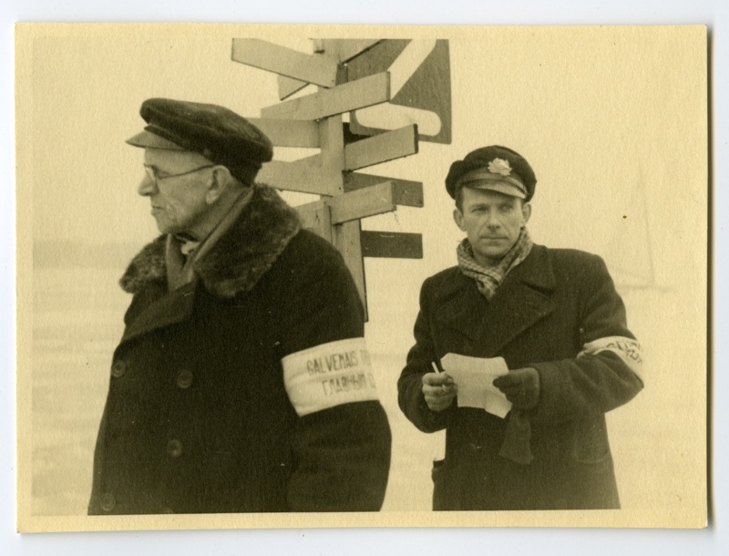Nikolai Vekšin kohtunikuna jääpurjetamise võistlusel