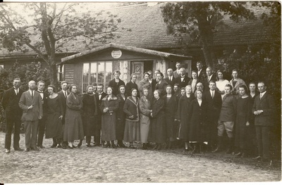 Ambla Haridusseltsi laulukoor  similar photo