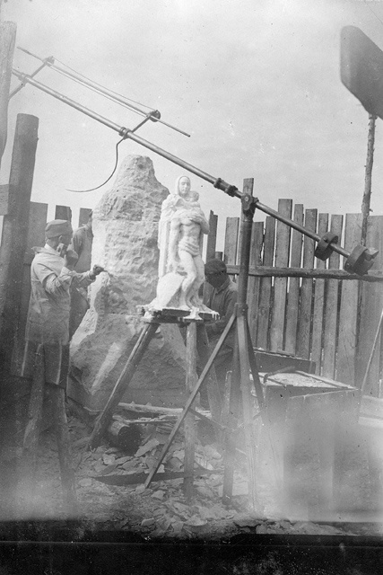 Vabadussõja mälestussamba ehitus