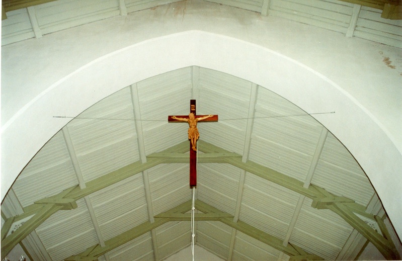 Iisaku kiriku sisevaade