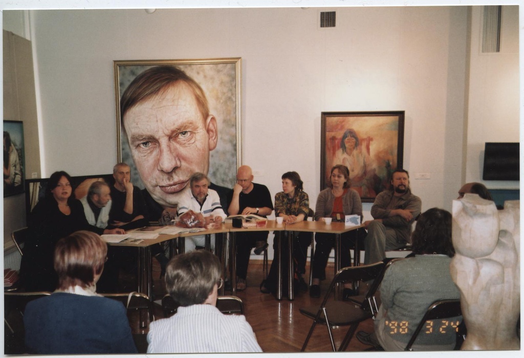 Kohtumisõhtu A.Kasemaa aegse TÜ Kunstikabineti seltskonnaga 17. mail 2006 Kivisilla galeriis.