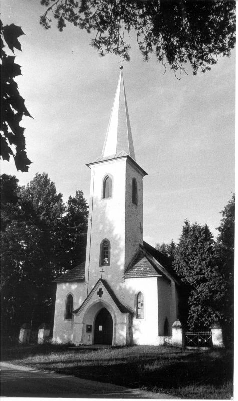 Foto. Varbla kirik. 1988.a.
Foto: Eduard Laur.