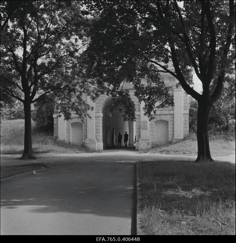 Pärnu vaade. Tallinna värav.