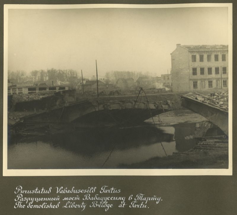 Broken Freedom Bridge in Tartu