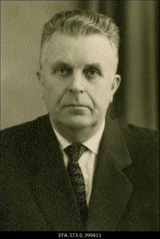 Türi Keskkooli eesti keele õpetaja Viktor Viilup.