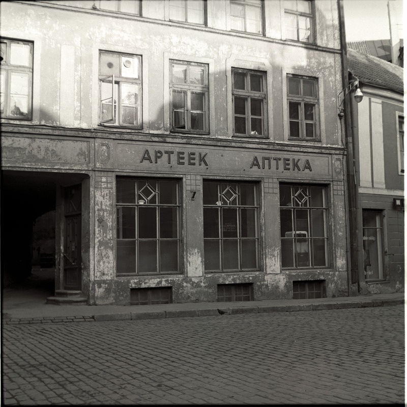 Suur-Karja tn 4 apteek. Tallinn