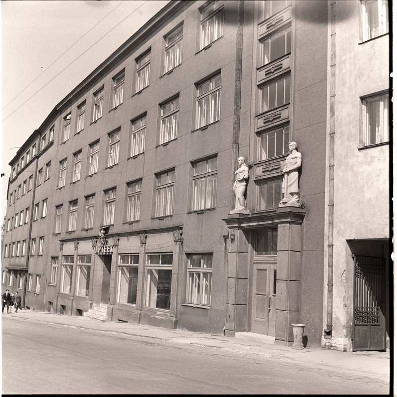 Apteek Tõnismägi 5