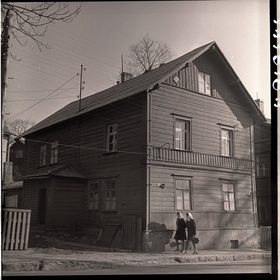 Endla tn 3 elamu (praeguseks lammutatud), Tallinn  similar photo