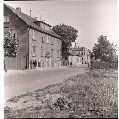 Vaade piki Lennuki t.  similar photo