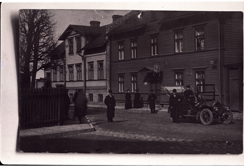 Uus Kalamaja t. 2 ja 4