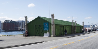 None  duplicate photo