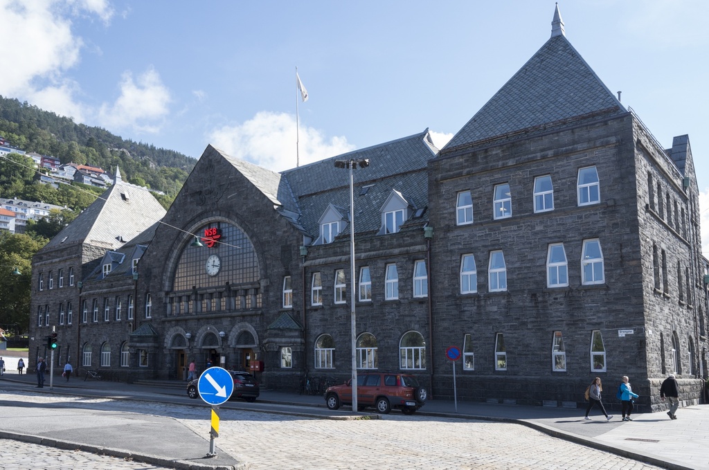 Bergen jernbanestasjon (Bergen)