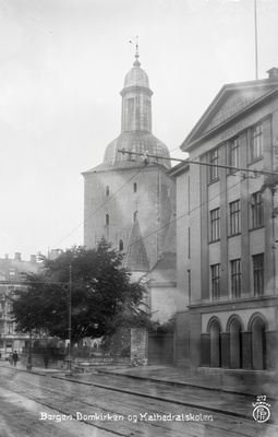 Bergen domkirke (Bergen)  similar photo