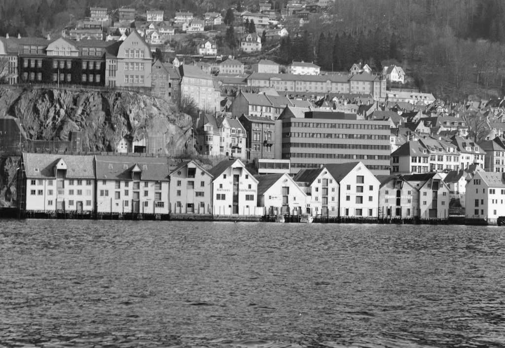 Skuteviksbodene nr.13-14-15 (Bergen)