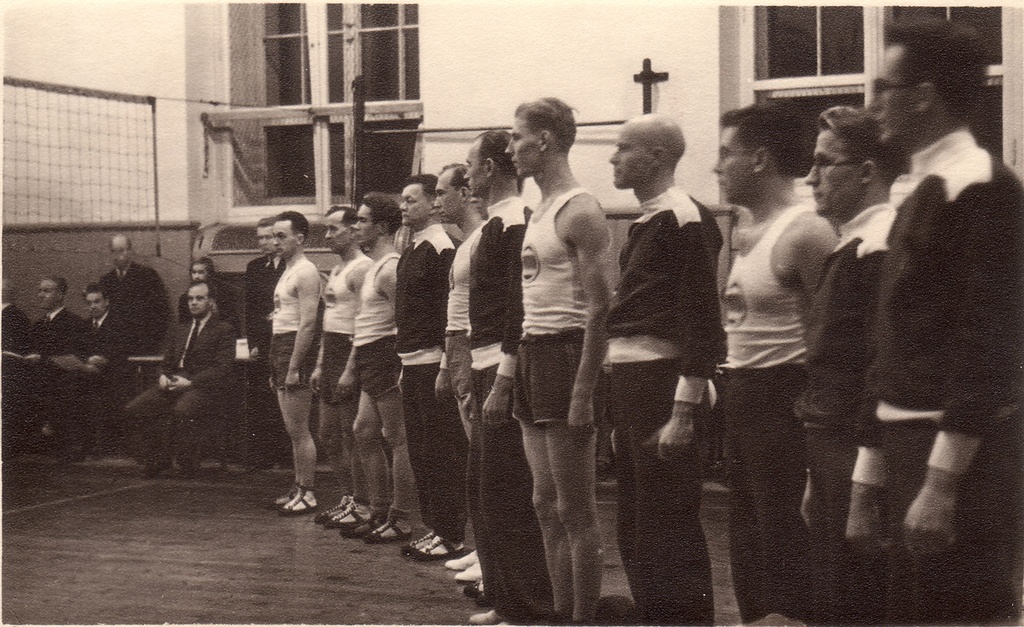 Tallinna Tehnikaülikooli ja Tartu Ülikooli õppejõudude võrkpallikohtumine 1938