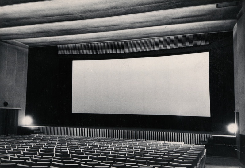 Kino Ekraan Tartus, interjöör: saal. Arhitekt Raul Levroit-Kivi