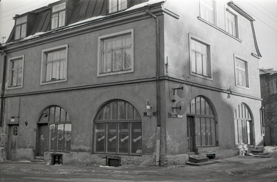 Sakala tn 17 elamu ja keemiline puhastus. Rekonstuktsioon: Herbert Johanson. Lammutatud  similar photo