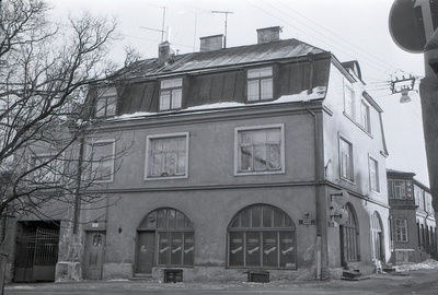Sakala tn 17 elamu ja keemiline puhastus. Rekonstuktsioon: Herbert Johanson. Lammutatud  similar photo