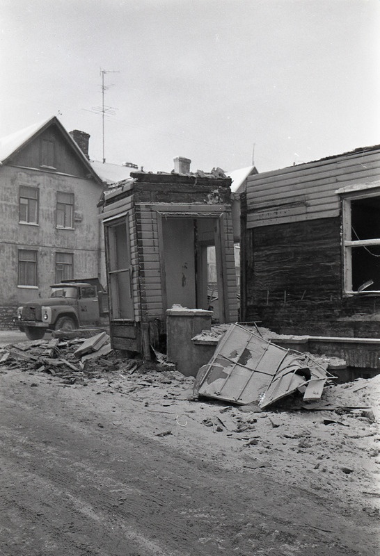 Puidust korterelamu lammutustööd, Tatari tn 17