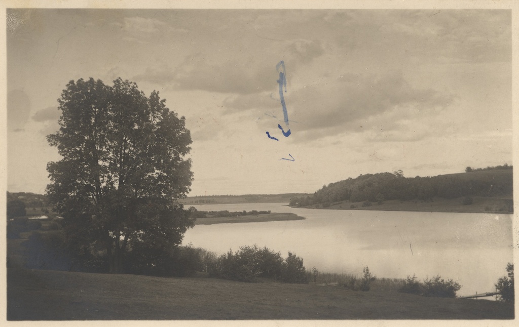 [lake of Viljandi]