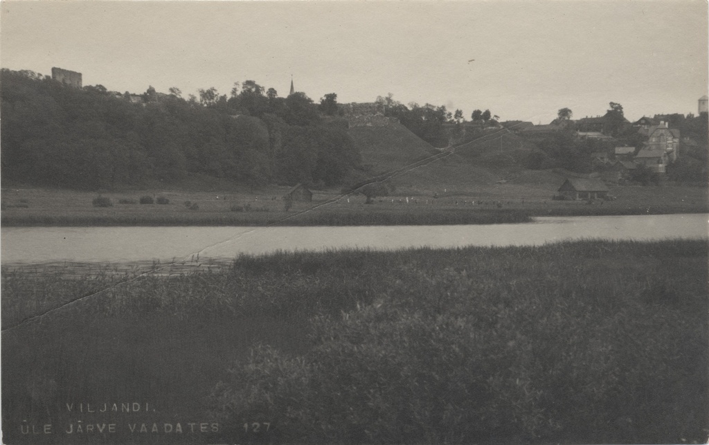 Viewing Viljandi over the lake