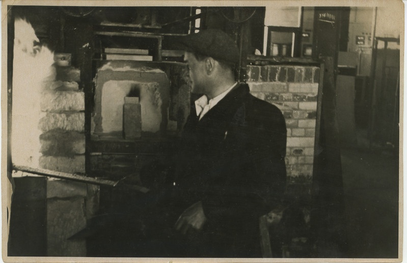 Foto. Julius Krabi. Vannahju tule süütamine